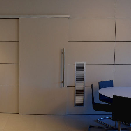 Pareti attrezzate – Porta scorrevole