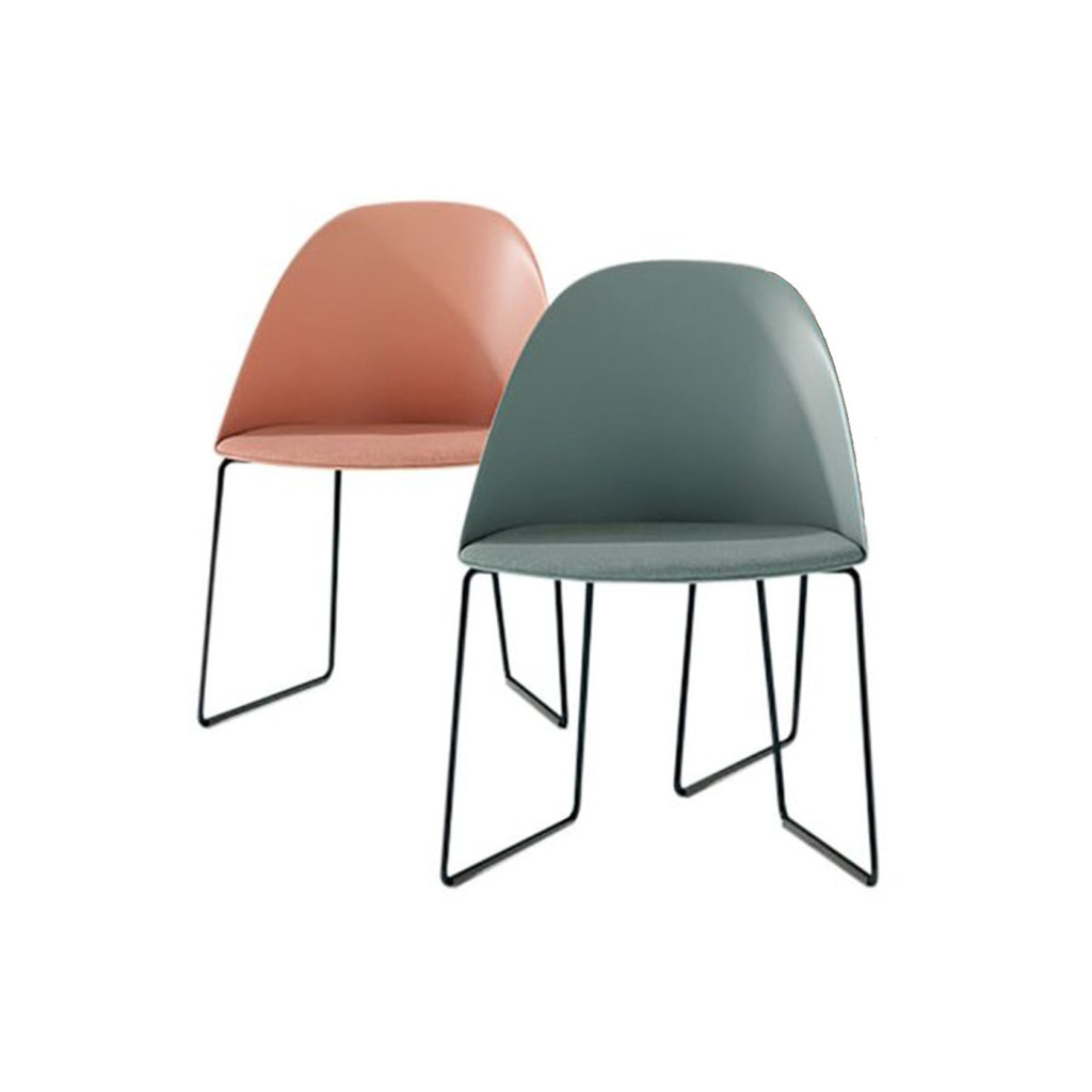 Cila seduta ospiti e riunione