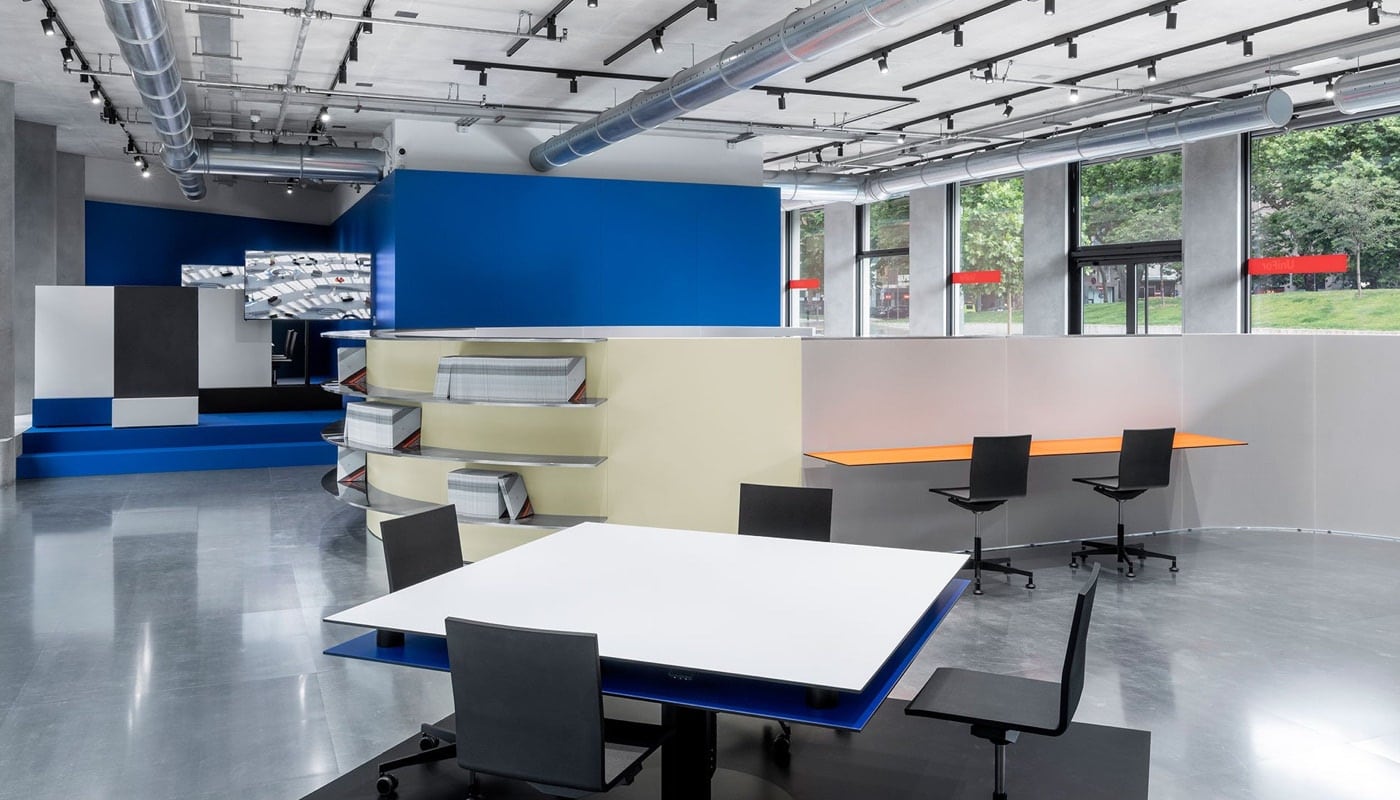 Allestimento spazi di lavoro con arredi UniFor