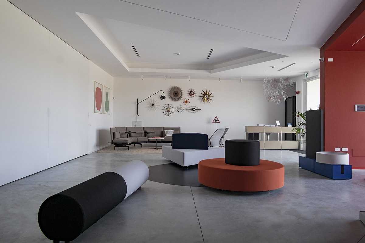 unifor-oma-arredi-principles-divani-arte-cultura-ufficio-fb