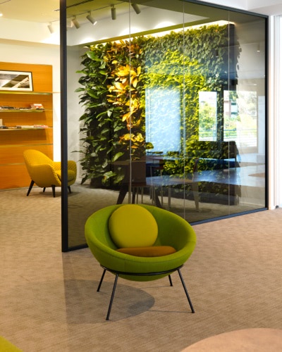 Della Chiara workspaces uffici, showroom area lounge